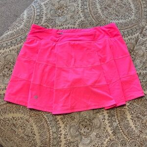 Lululemon Pace Rival Bright Pink Skirt size 8 EXCELLENT condition .